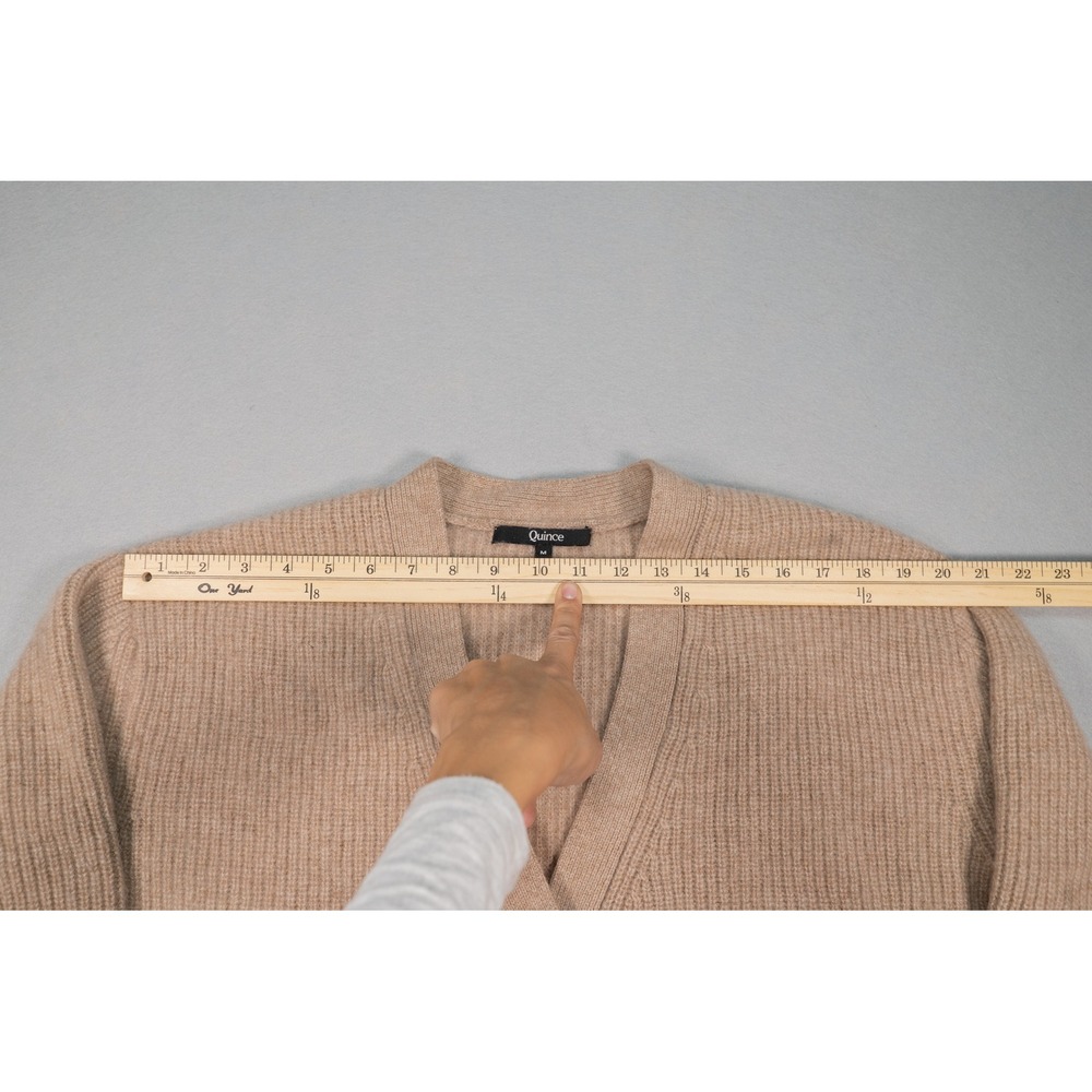 Quince 100% Cashmere Cardigan Sweater Women's Medium Beige Button Knit Luxury - Picture 4 of 8